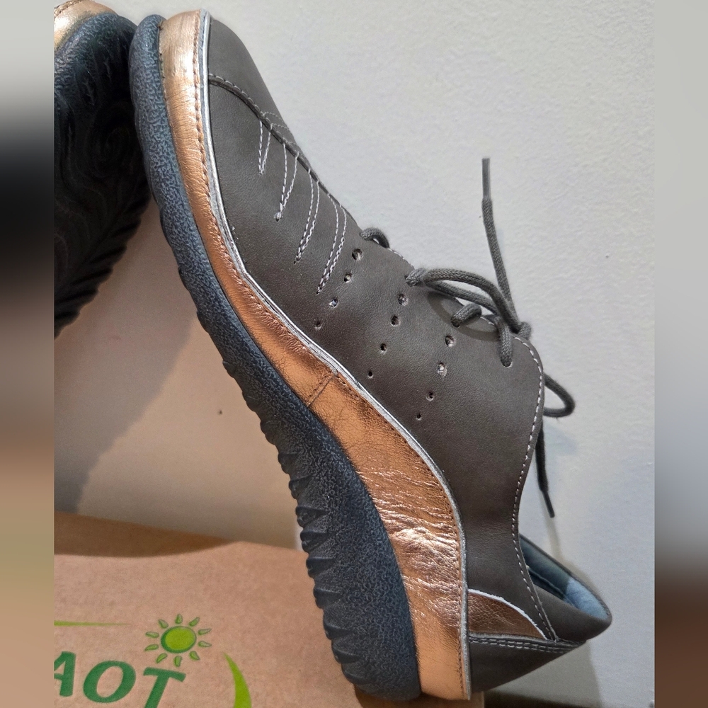 Women's Naot Kumara Shoes Size, 38 (7) - Picture 9 of 16
